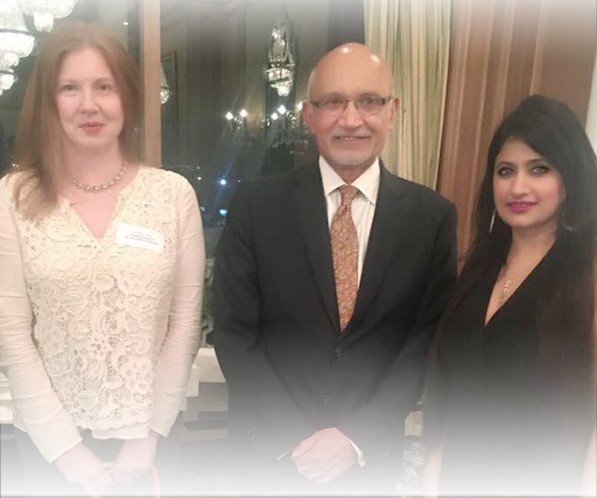 (R to L) USIIF CEO Shital Mehhta interacting with Arun Kumar, Chairman and CEO, KPMG India and Jeniffer Larson, US Deputy Consul General.